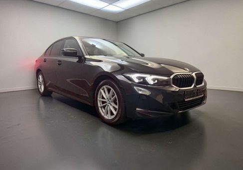 BMW 320, 2023 3