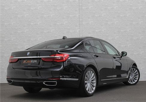 BMW 730, 2017