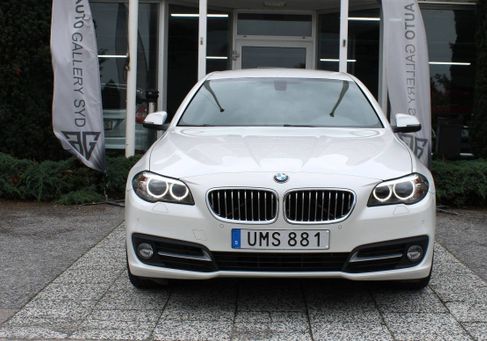 BMW 520, 2016