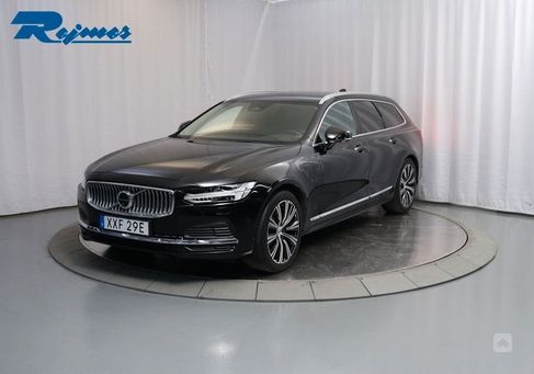 Volvo V90, 2022