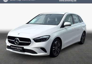 Mercedes-Benz B 180, 2024