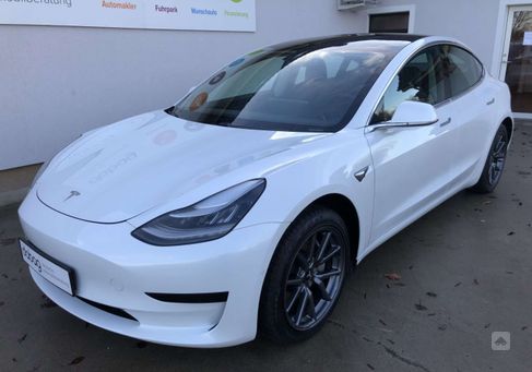 Tesla Model 3, 2020