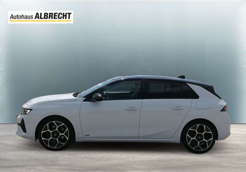 Opel Astra, 2022