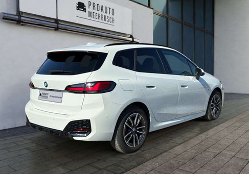 BMW 218, 2025 3