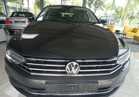 Volkswagen Passat Variant, 2023 2