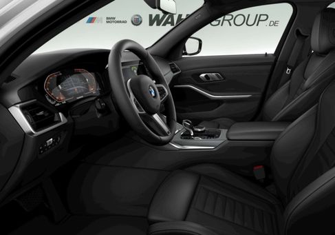 BMW 320, 2022