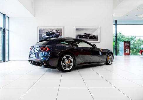 Ferrari GTC4Lusso, 2021