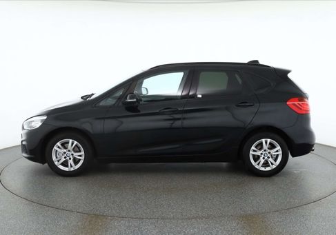 BMW 218, 2018 3