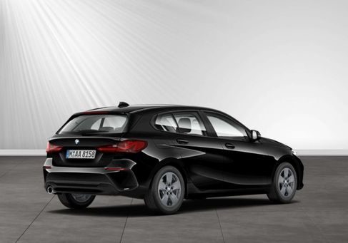 BMW 116, 2022