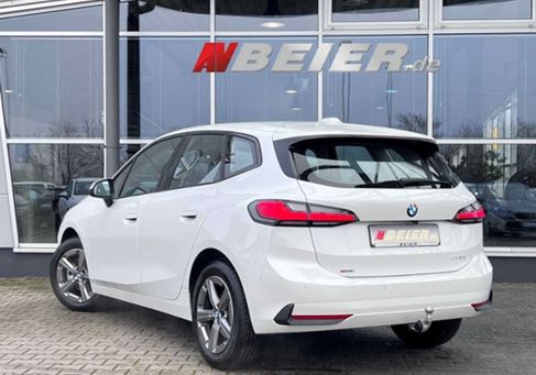BMW 220, 2024 3