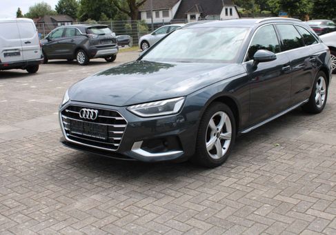 Audi A4, 2023