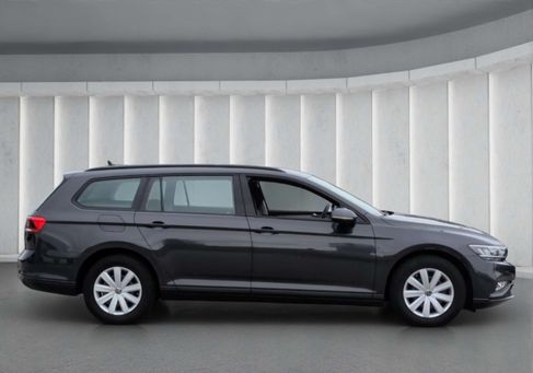 Volkswagen Passat Variant, 2023 3