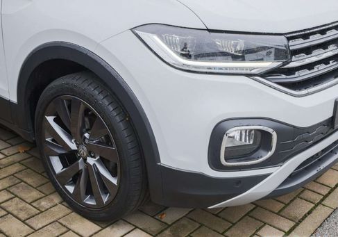 Volkswagen T-Cross, 2019