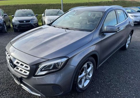 Mercedes-Benz GLA 220, 2018 3