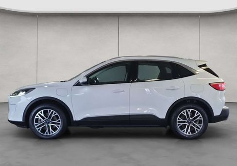 Ford Kuga, 2021