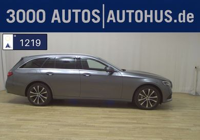 Mercedes-Benz E 300, 2022