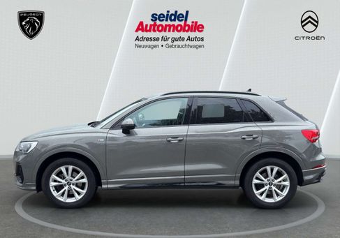 Audi Q3, 2022