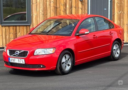 Volvo S40, 2011