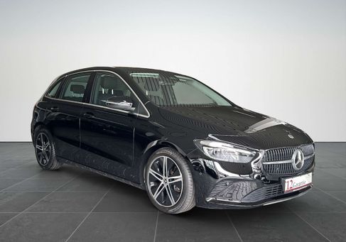 Mercedes-Benz B 200, 2023
