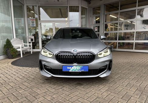 BMW 118, 2023