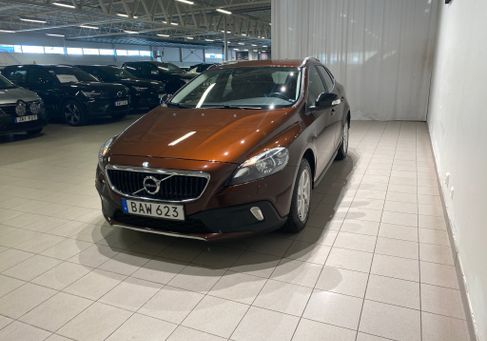 Volvo V40 Cross Country, 2017