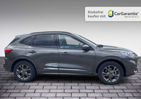 Ford Kuga, 2022