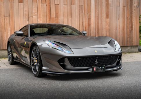 Ferrari 812, 2020