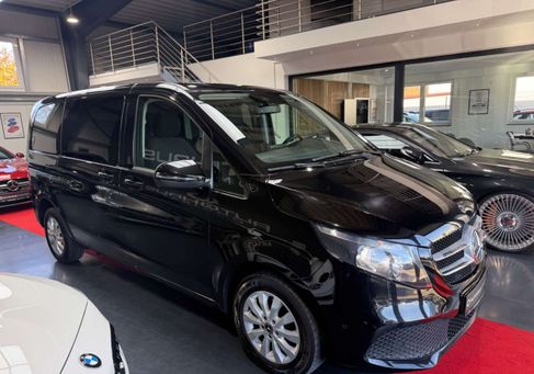 Mercedes-Benz V 220, 2022