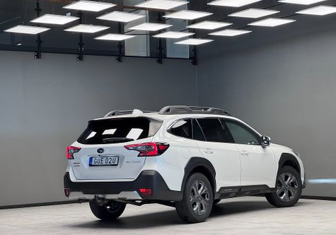 Subaru OUTBACK, 2022