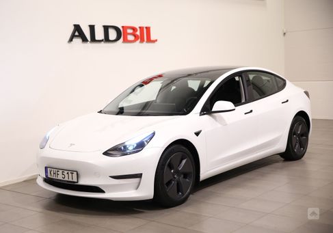 Tesla Model 3, 2022