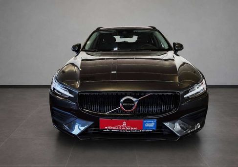 Volvo V60, 2022