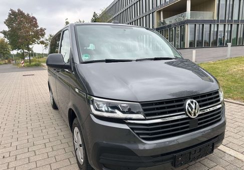 Volkswagen T6 Multivan, 2021