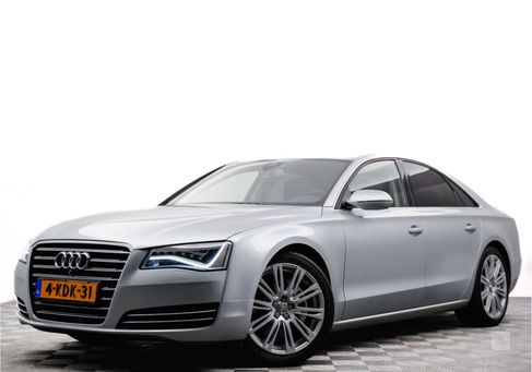 Audi A8, 2012