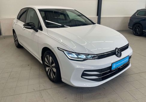 Volkswagen Golf, 2024 2
