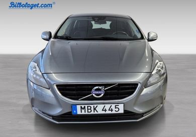 Volvo V40, 2016