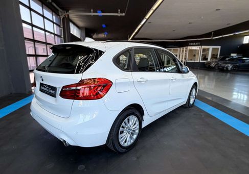 BMW 218, 2021 3