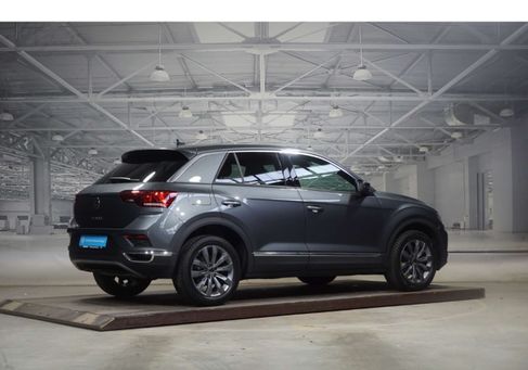 Volkswagen T-Roc, 2022