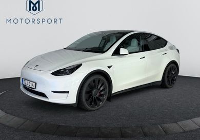 Tesla Model Y, 2023