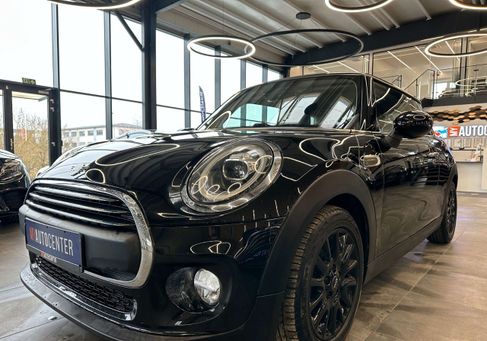 MINI ONE, 2019