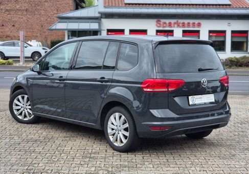Volkswagen Touran, 2019 2