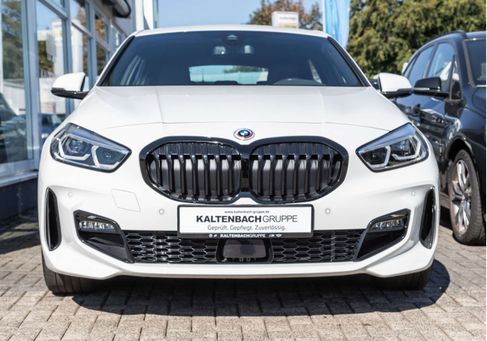BMW 118, 2023 3