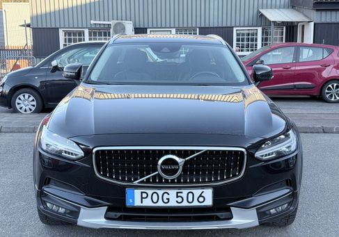 Volvo V90 Cross Country, 2019