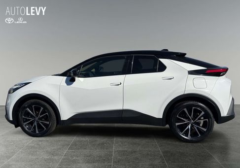 Toyota C-HR, 2025 3