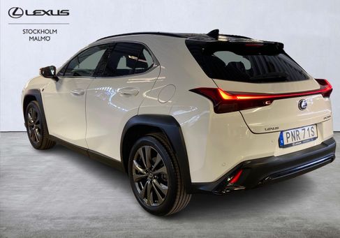 Lexus UX, 2023