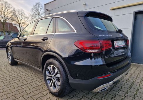 Mercedes-Benz GLC 200, 2020