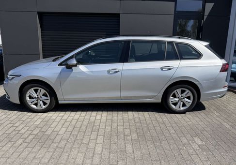 Volkswagen Golf, 2023 3