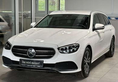 Mercedes-Benz E 220, 2022