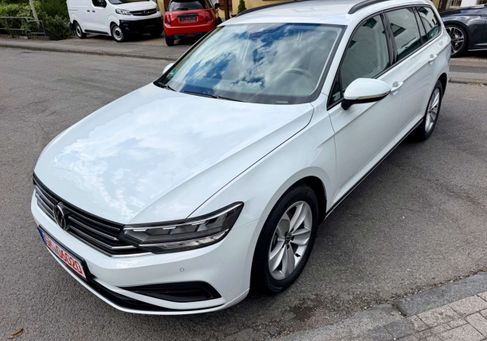 Volkswagen Passat Variant, 2023 3