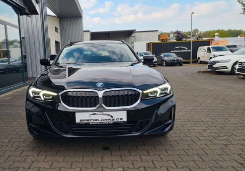 BMW 320, 2022
