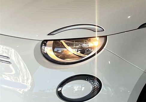 Fiat 500, 2023